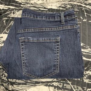 EUC Gloria Vanderbilt Amanda jeans 16W